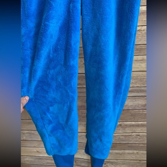 Mario Bros. Boys Pajamas - Size 8-10 - Picture 7 of 11